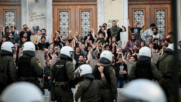 Τεταμένη η κατάσταση στα πανεπιστήμια - Αντιμέτωπη με κύμα καταλήψεων η κυβέρνηση