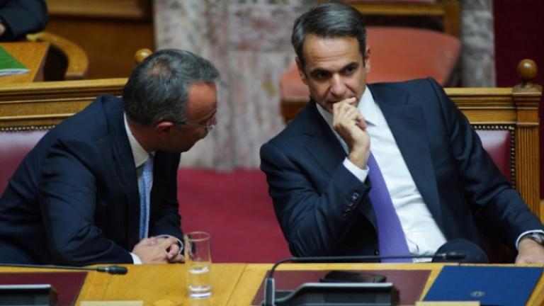 Κοινωνικό μέρισμα: Σενάρια μείωσης κάποιου φόρου αντί να δοθεί μέρισμα στο χέρι