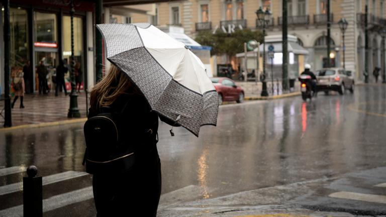 ΚΑΙΡΟΣ 4/11/2019: Βροχές και σποραδικές καταιγίδες