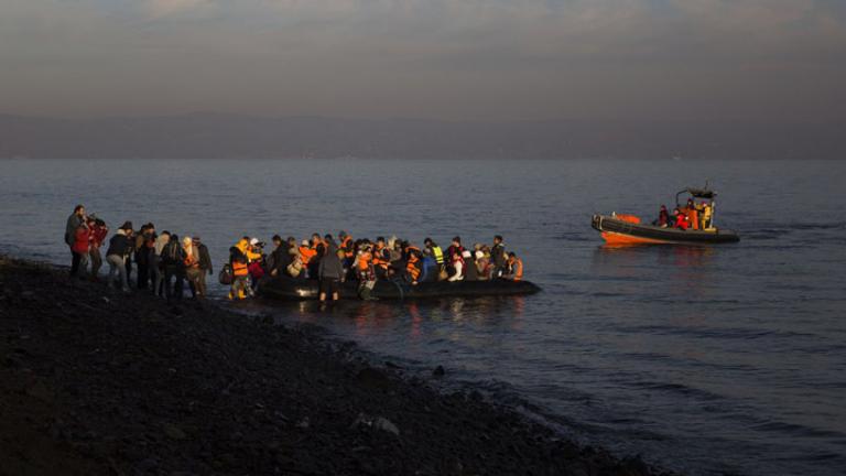 Περισσότεροι από 700 πρόσφυγες και μετανάστες στα νησιά το τελευταίο 24ωρο