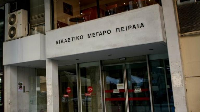 ΕΔΕ για τον τραυματισμό αστυνομικού και του γιου του στα δικαστήρια του Πειραιά