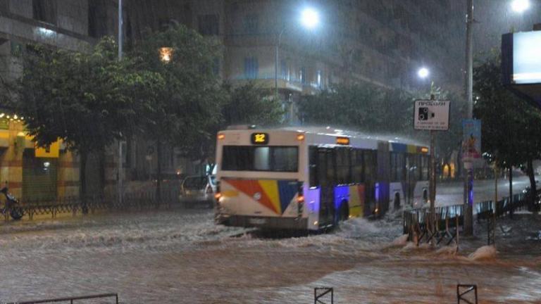 Εκτακτο δελτίο επικίνδυνων καιρικών φαινομένων: Έρχεται η νέα σύντομη αλλά έντονη κακοκαιρία Ετεοκλής