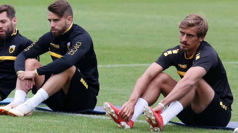 ΑΕΚ: "Τελειώνουν" Ζεράλδες - Σιμάο