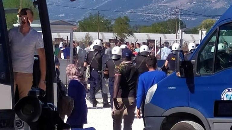 Μαχαιρώματα και τραυματίες στο Κέντρο Μεταναστών στην Κατσικά Ιωαννίνων