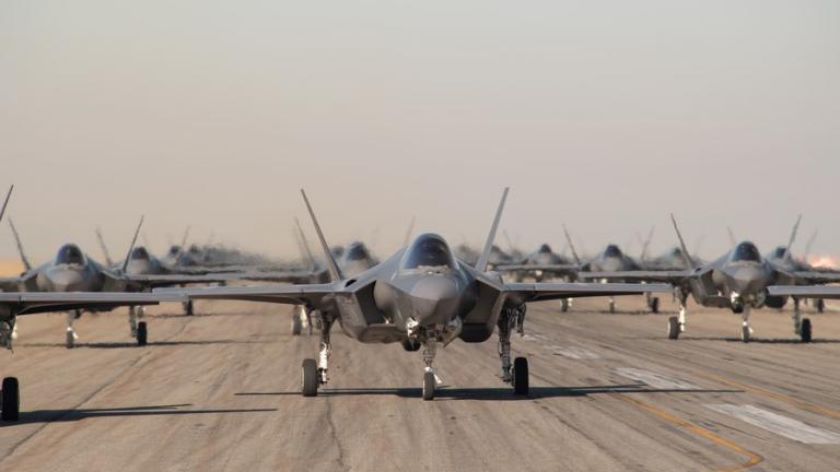 Την αγορά ενός σμήνους F-35 και υποχρεωτική στράτευση στα 18 προτείνει ο Ευριπίδης Στυλιανίδης