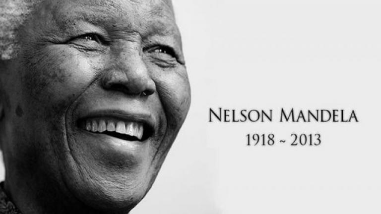 Σαν σήμερα 5 Δεκεμβρίου ο ιστορικός νοτιοαφρικανός ηγέτης Νέλσον Μαντέλα