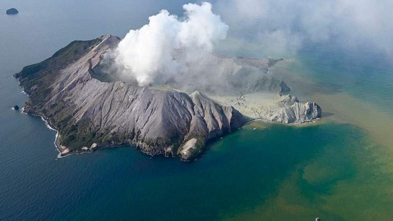 Νέα Ζηλανδία-Εκρηξη ηφαιστείου: Στους πέντε ανήλθε ο αριθμός των νεκρών - Άγνωστο αριθμός τραυματιών και αγνοουμένων