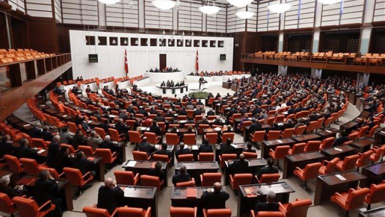 Η τουρκική Βουλή επικύρωσε την προκλητική και παράνομη συμφωνία με τη Λιβύη