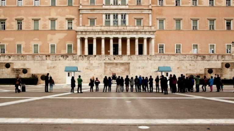 Υπερψηφίστηκε επί της αρχής με συντριπτική πλειοψηφία το νομοσχέδιο για την ψήφο των απόδημων