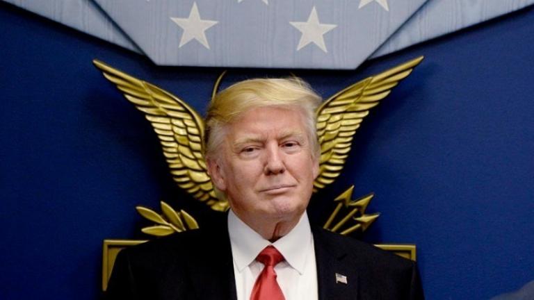 Ο Τραμπ κατηγορεί τους Δημοκρατικούς για «απόπειρα πραξικοπήματος»