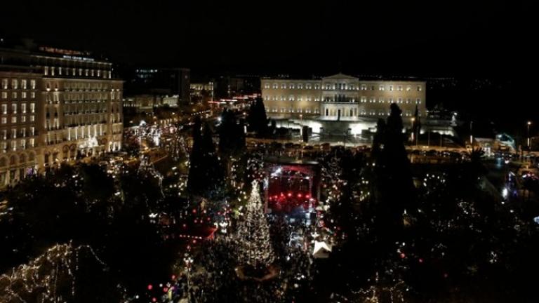 Αθήνα: Με ένα οπτικοακουστικό υπερθέαμα η αλλάγη του νέου χρόνου