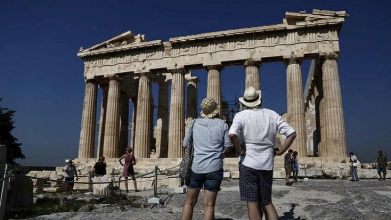 Η αύξηση του αριθμού των τουριστών σε όλο τον κόσμο επιβραδύνθηκε το 2019 στο 4%