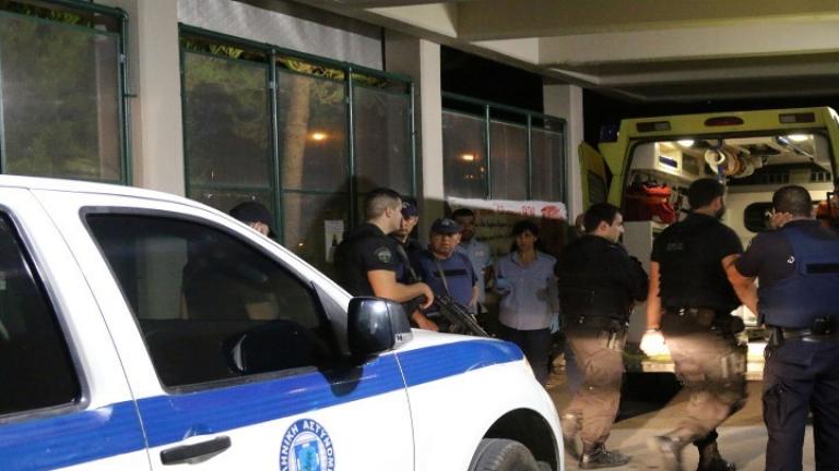 Σύγκρουση ΙΧ με όχημα που μετέφερε παράνομα μετανάστες