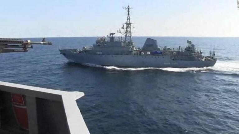 Βίντεο από το μίνι "θερμό" επεισόδιο Ρωσίας - ΗΠΑ με πολεμικά πλοία στην Αραβική Θάλασσα