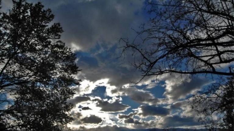 Καιρός (26/1): Συννεφιασμένη Κυριακή με θερμοκρασία έως 15 βαθμούς