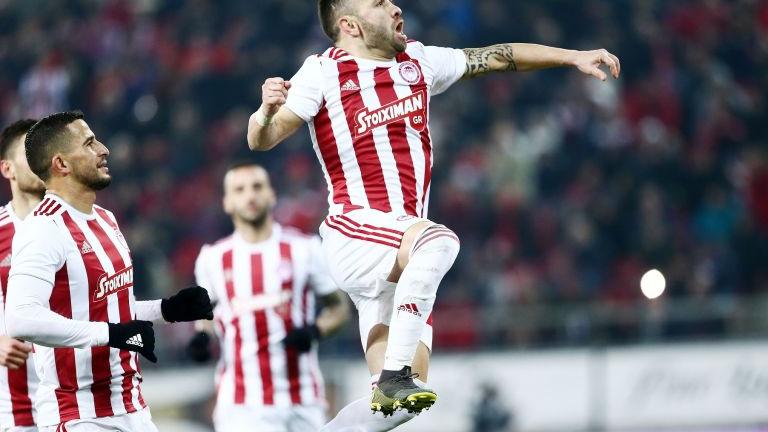 Ολυμπιακός-Άρης 4-2: Δεν πέφτει από την κορυφή