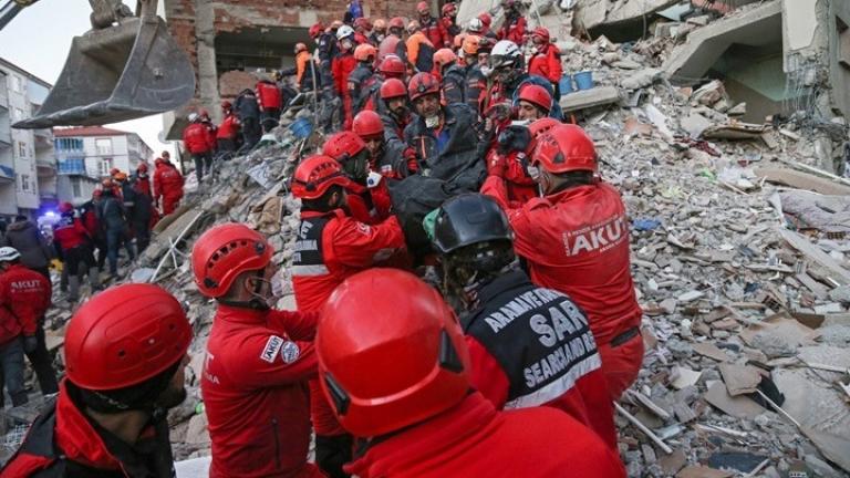 Σεισμός στην Τουρκία: Στους 31 οι νεκροί - Πάνω από 1.500 οι τραυματίες