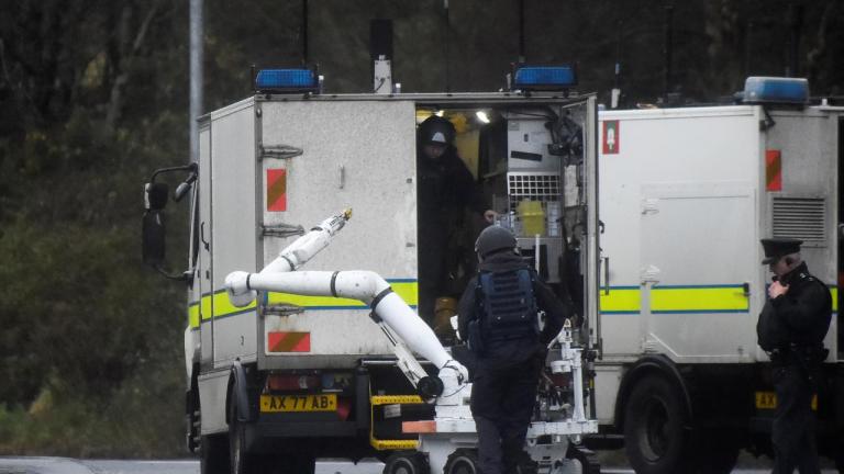 Βρέθηκε βόμβα σε νταλίκα στη Βόρεια Ιρλανδία