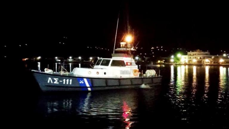 Πέραμα: Ανήλικος έπεσε στη θάλασσα προκειμένου να αποφύγει έλεγχο από αστυνομικούς