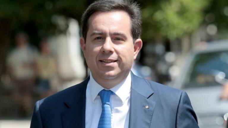 Ν. Μηταράκης: Εβδομαδιαία δρομολόγια και αύξηση του αριθμού των επιστροφών