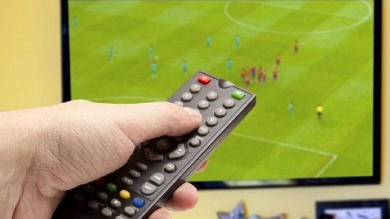 Πλούσιο αθλητικό τηλεοπτικό πρόγραμμα για σήμερα Σάββατο 15/2