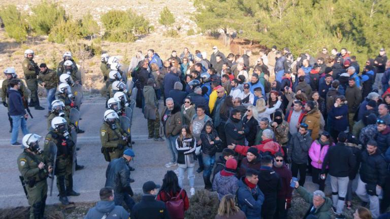 Κλιμακώνουν τις αντιδράσεις οι νησιώτες - Νέες κινητοποιήσεις σήμερα