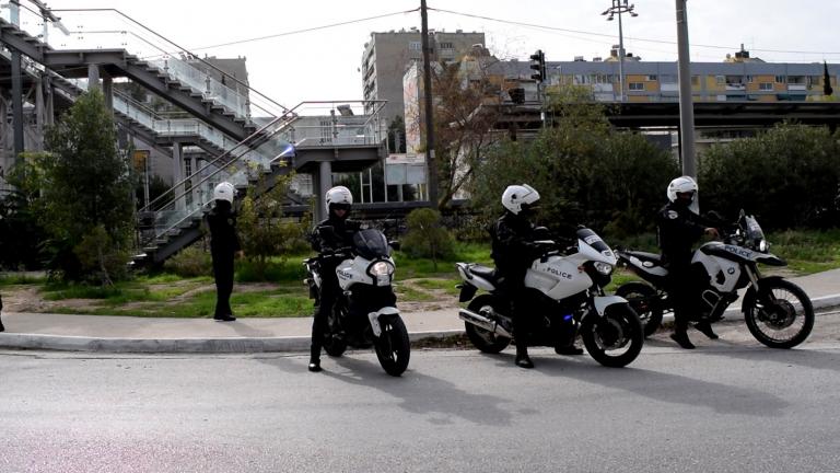 Χρυσοχοΐδης: 400 νέοι συνοριοφύλακες στον Έβρο - 800 στα νησιά