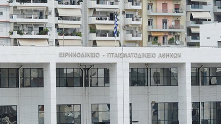 Το Ειρηνοδικείο αναγνώρισε σε 23χρονο το δικαίωμα να δηλώνει κορίτσι