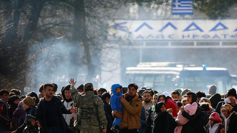 Σύσκεψη στο Μαξίμου για την κρίση στο προσφυγικό-μεταναστευτικό