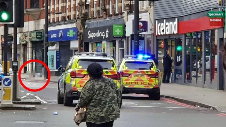 Λονδίνο: Η επίθεση είναι"ισλαμιστικού χαρακτήρα". Ο δράστης έφερε πάνω του ψεύτικο μηχανισμό, ανακοίνωσε η αστυνομία