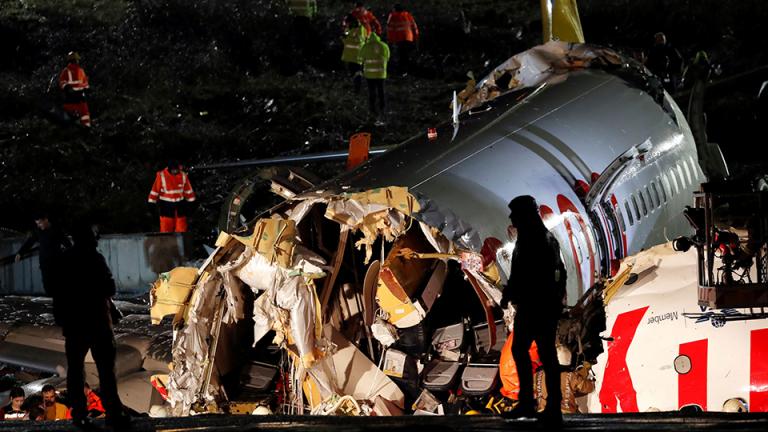 Τρεις νεκροί και 179 τραυματίες στο αεροπορικό δυστύχημα στην Κωνσταντινούπολη (βιντεο)