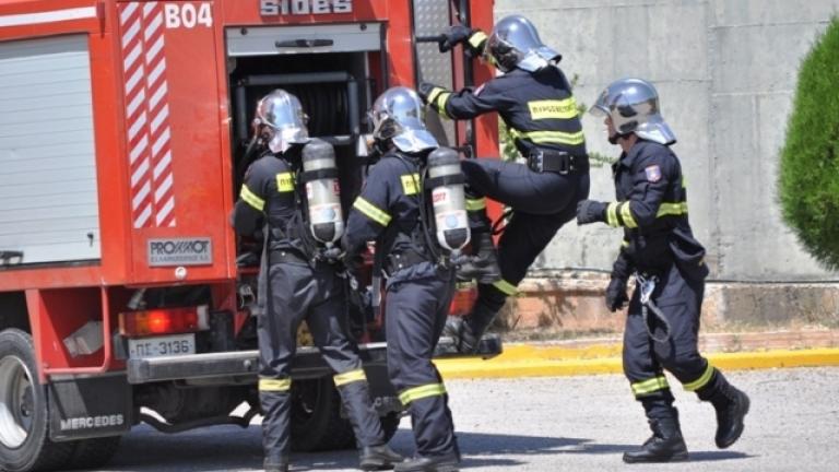 Τραγωδία… Ανασύρθηκε νεκρός μέσα από το φλεγόμενο σπίτι του