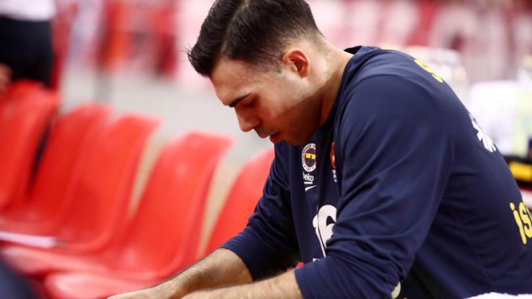 Κορονοϊός: Θετικός ο Σλούκας!