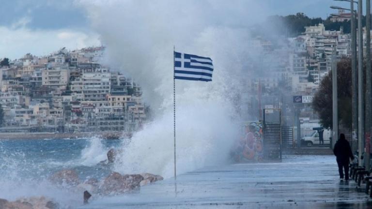 Προβλήματα στις ακτοπλοϊκές συγκοινωνίες, λόγω θυελλωδών νότιων ανέμων