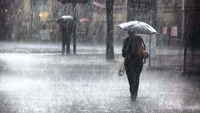 Νέα επιδείνωση του καιρού την Τρίτη: Βροχές και καταιγίδες σε όλη τη χώρα