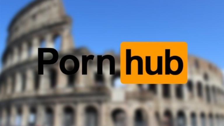 Ιταλία: Η διαφημιστική καμπάνια του Pornhub έχει φάση. Νικάμε αδέλφια