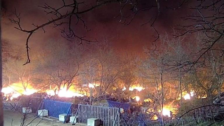 Οι Τούρκοι εκκένωσαν τον καταυλισμό απέναντι από τις Καστανιές - Σε επιφυλακή οι ελληνικές δυνάμεις