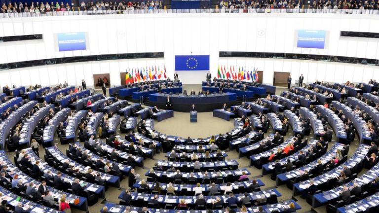 Κορονοϊός: Η ΝΔ ψήφισε στην Ευρωβουλή την πρόταση ΕΛΚ, Σοσιαλιστών, Renew, Πρασίνων για ομόλογα ανάκαμψης - Απών ο ΣΥΡΙΖΑ