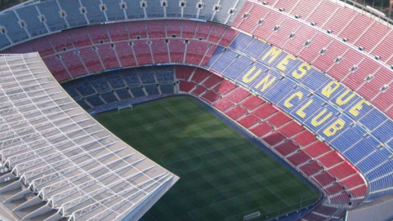 Μπαρτσελόνα: Πουλά τα δικαιώματα του ονόματος του Camp Nou