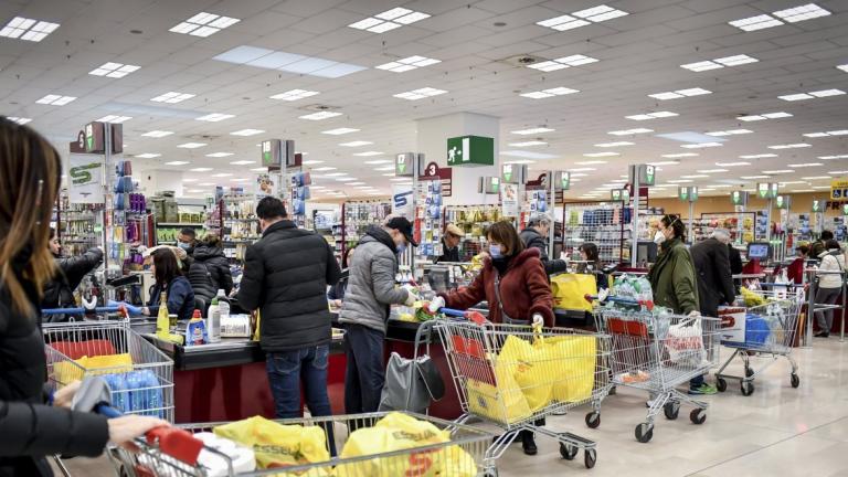 Το ωράριο των καταστημάτων τροφίμων την Κυριακή των Βαΐων