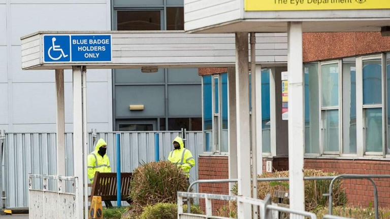 Βρετανία-κορονοϊός: Πάνω από 20.000 οι νεκροί στα νοσοκομεία