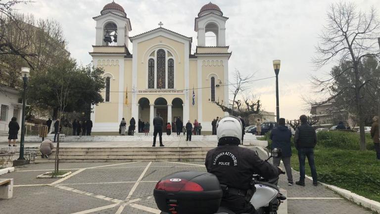 Το σχέδιο της ΕΛ.ΑΣ για το Πάσχα; Εντατικοί έλεγχοι, μπλόκα και αστυνομική παρουσία έξω από ναούς