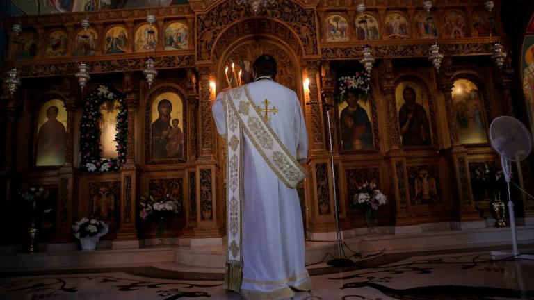 Τη Μεγάλη Βδομάδα η Ιερά Σύνοδος ανοίγει τους ναούς, μετά τις ακολουθίες