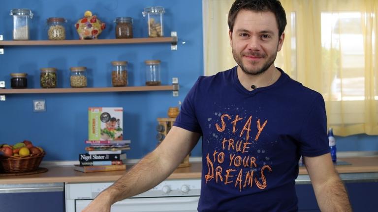 Τα γρήγορα φαγητά της καραντίνας - Συνταγές από τον Ευτύχη Μπλέτσα (ΒΙΝΤΕΟ)