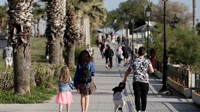 Κοροναϊός: Δείτε ολόκληρο το σχέδιο της κυβέρνησης για την άρση των μέτρων (ΠΙΝΑΚΕΣ)