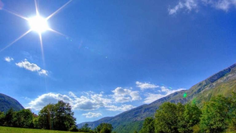 Καιρός (28/4): Ζεστός καιρός σε ολόκληρη τη χώρα (ΒΙΝΤΕΟ)