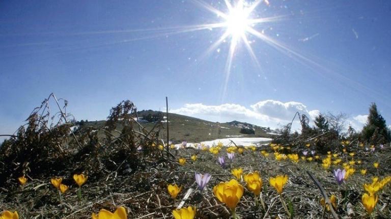 Περαιτέρω άνοδος της θερμοκρασίας την Τρίτη σε όλη τη χώρα