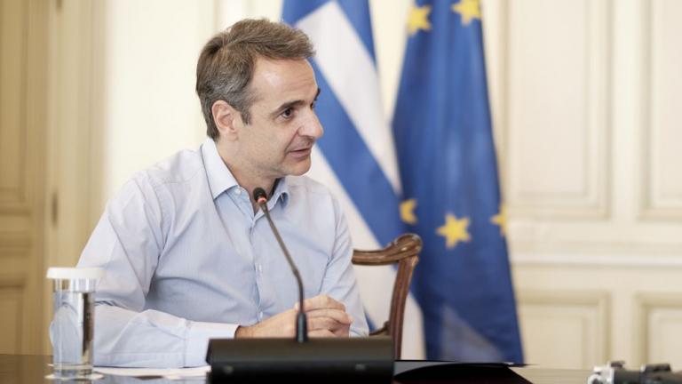 Μητσοτάκης σε νοσηλευτές: Μας βγάλατε ως χώρα ασπροπρόσωπους