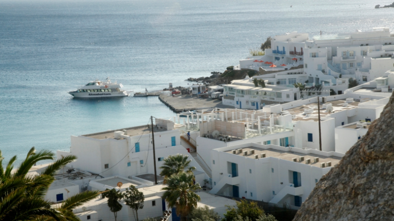 Handelsblatt: Αγοράστε τώρα εξοχικό στην Ελλάδα