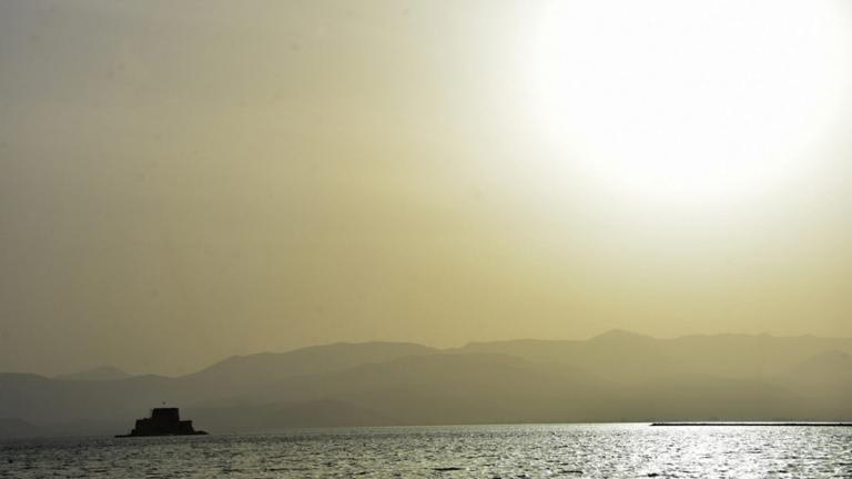 Καιρός (12/5): Ηλιοφάνεια, σκόνη και άνοδος της θερμοκρασίας (ΒΙΝΤΕΟ)